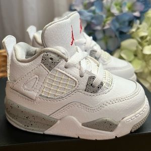 LIKE NEW Jordan 4 TD “White Oreo” - Toddler size 5C